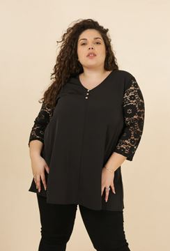 Immagine di PLUS SIZE LACE SLEEVE TOP 3 BUTTON